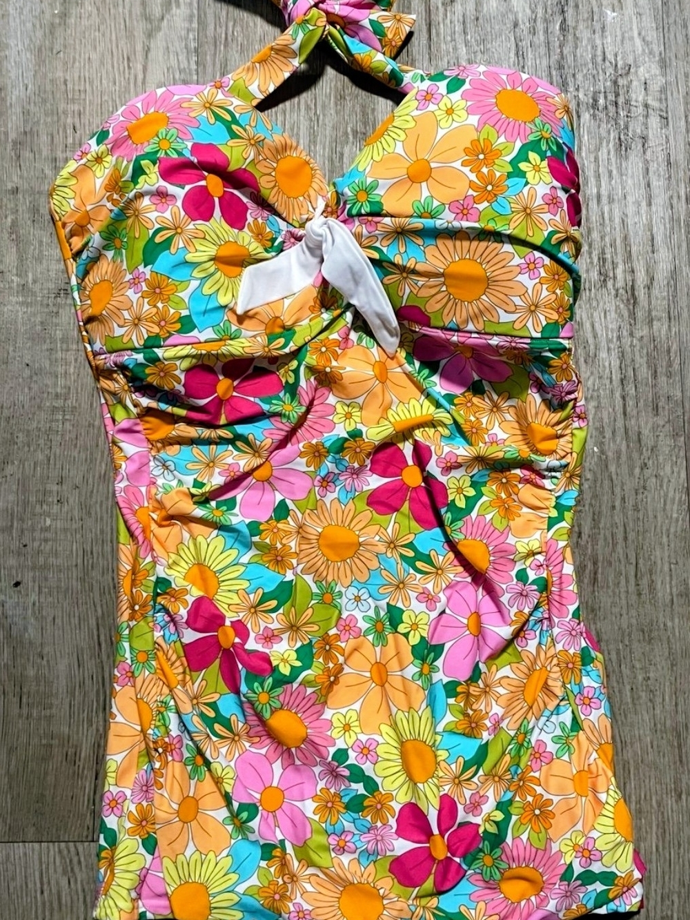 Unique VintageStyle: Retro-inspired one-piece halter swimsuit Womens 3x